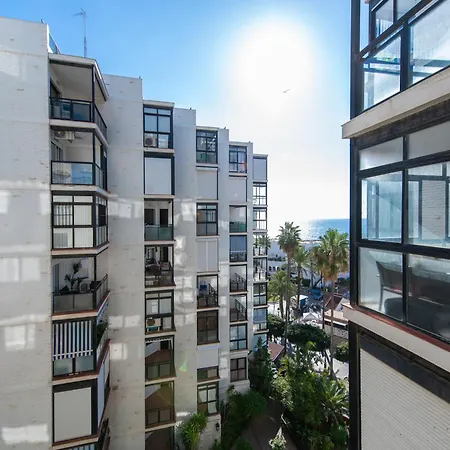 1st Line Paseo Maritimo En El Puerto Deportivo De 마르베야