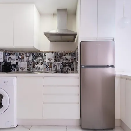 아파트 1st Line Paseo Maritimo En El Puerto Deportivo De 마르베야