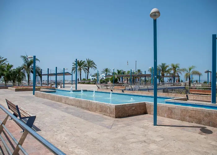 1st Line Paseo Maritimo En El Puerto Deportivo De Marbella