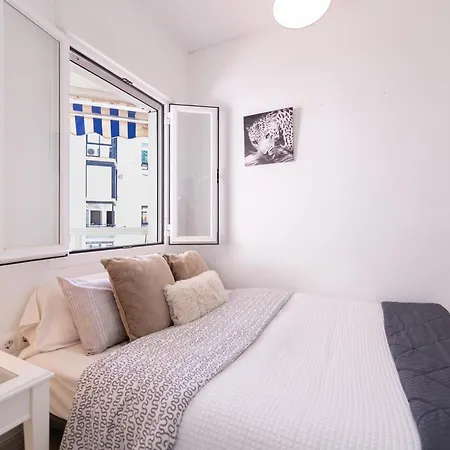 1st Line Paseo Maritimo En El Puerto Deportivo De Lejlighed