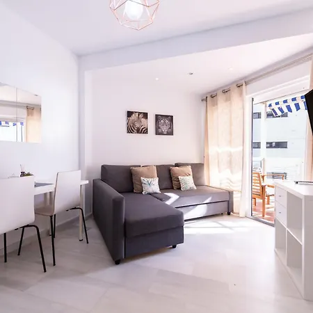 Apartamento 1st Line Paseo Marítimo En El Puerto Deportivo De *